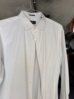 Jones New York White Long-Sleeve Dress Shirt - Point Collar